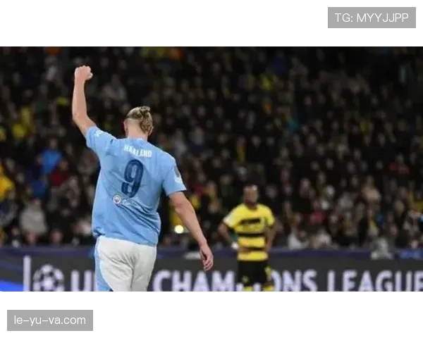 哈兰德独特庆祝动作引爆球迷热议，个性魅力闪耀赛场