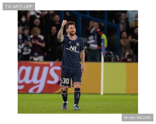 德比郡普莱德公园热力渐升，球迷翘首以盼新赛季精彩表现