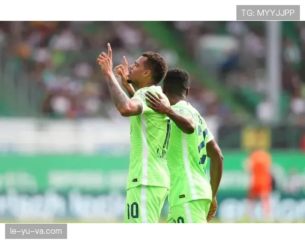 德甲劲旅主场强势不败，持续领跑积分榜