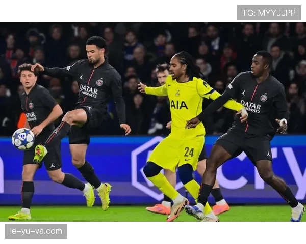 热刺战术调整显奇效，状态回暖强势逆转